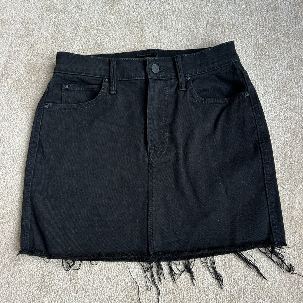 MOTHER Black Denim Mini Skirt SIZE 26 raw
Hem